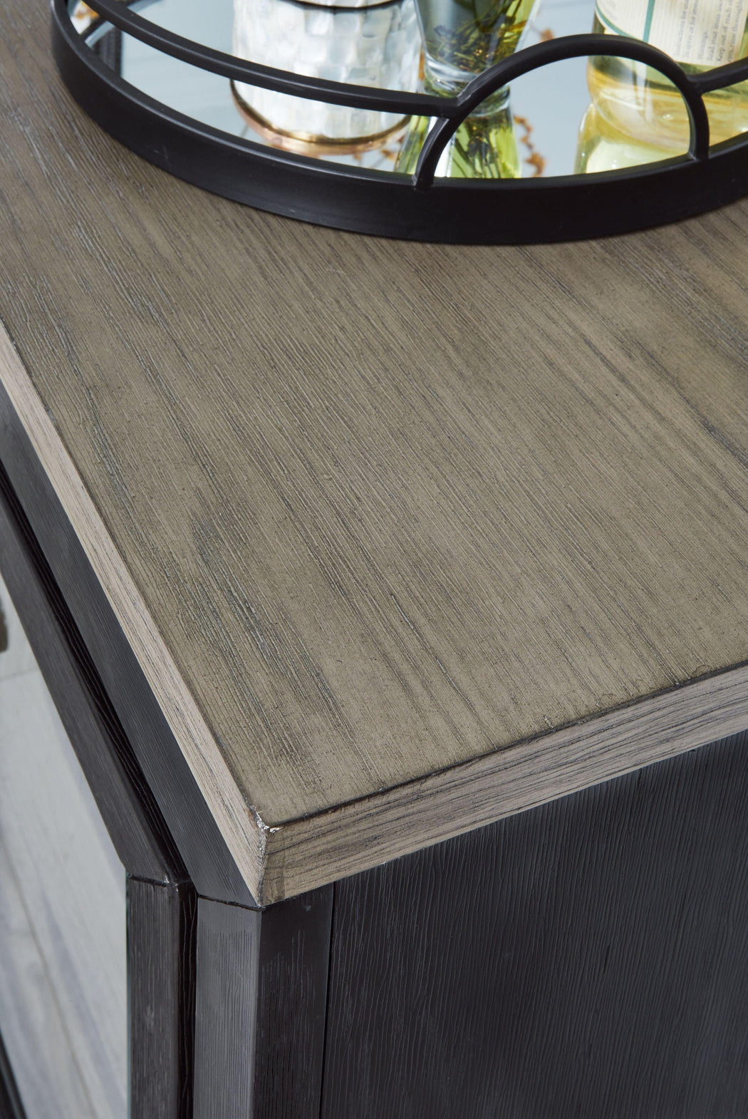 Signature Design by Ashley® - Foyland - Dresser, Mirror - 5th Avenue Furniture