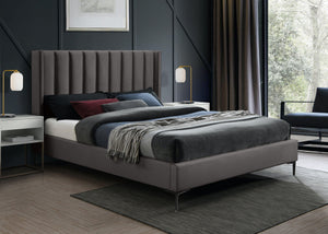 Meridian Furniture - Nadia - Bed - 5th Avenue Furniture